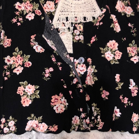 Romper - Picture 2 of 3